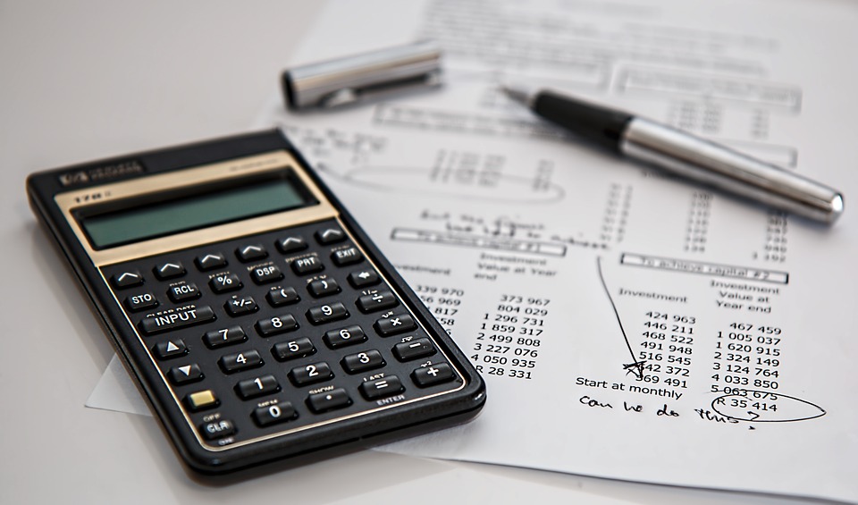 Factors To Consider When Taking A Life Insurance Policy.